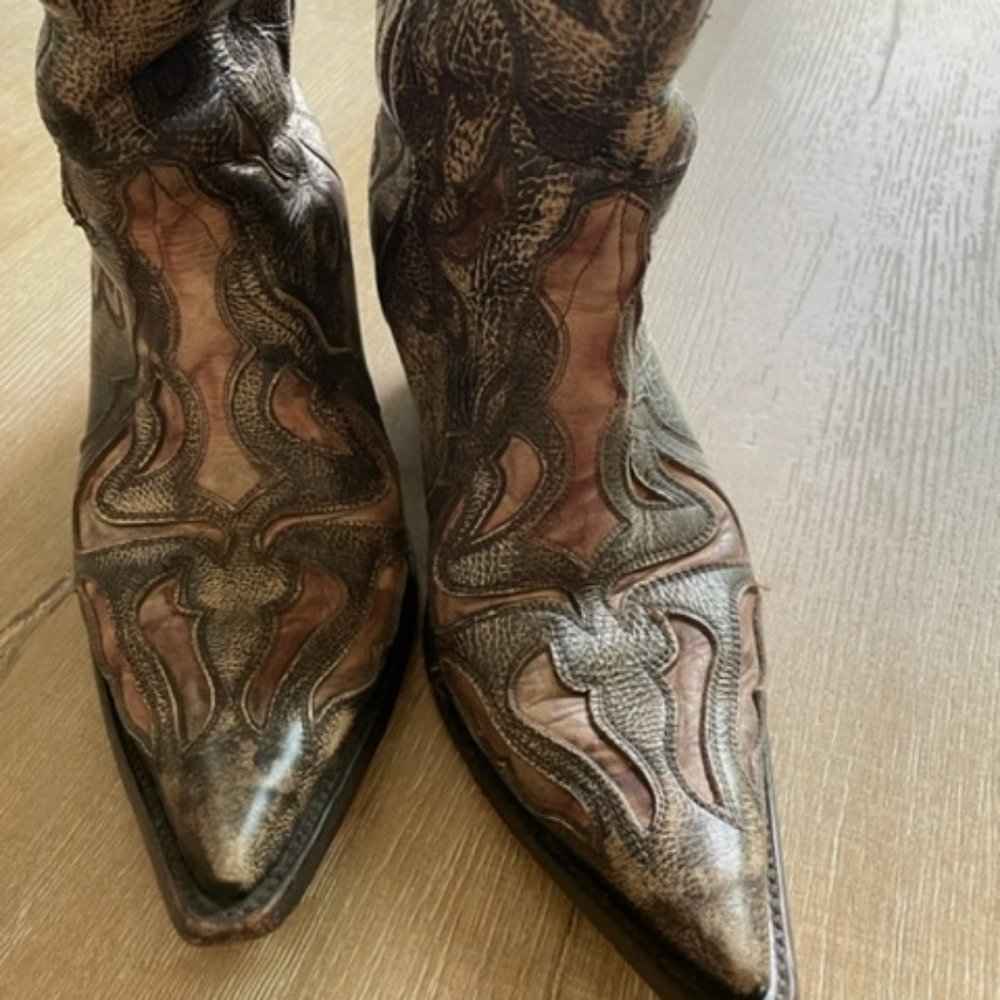 Corral Cowgirl Boots, hand tooled, size 7.5